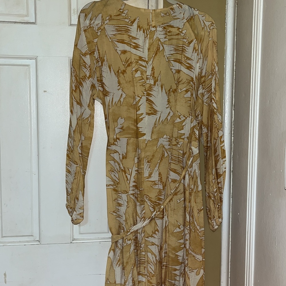 H&M Ruffle Wrap Dress - Picture 5 of 5